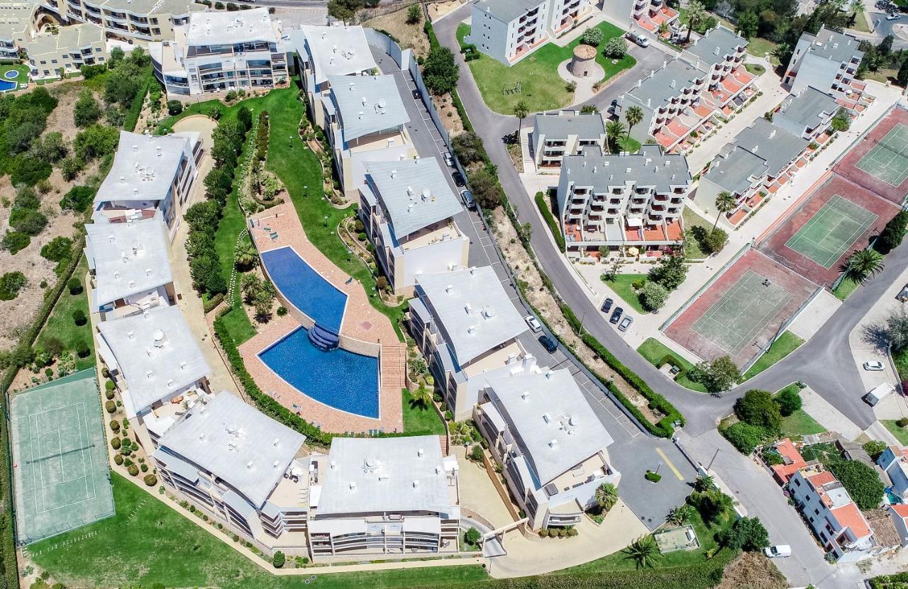 Bnb Homes Ocean View Apartment With Relax Terrace, 2 Swimming Pools & Tennis Court อัลบูเฟรา ภายนอก รูปภาพ