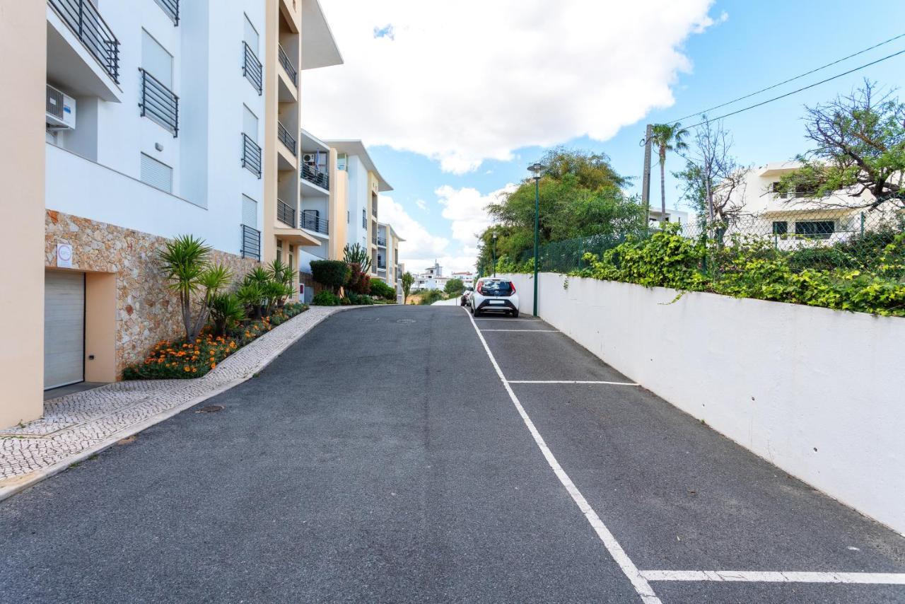 Bnb Homes Ocean View Apartment With Relax Terrace, 2 Swimming Pools & Tennis Court อัลบูเฟรา ภายนอก รูปภาพ