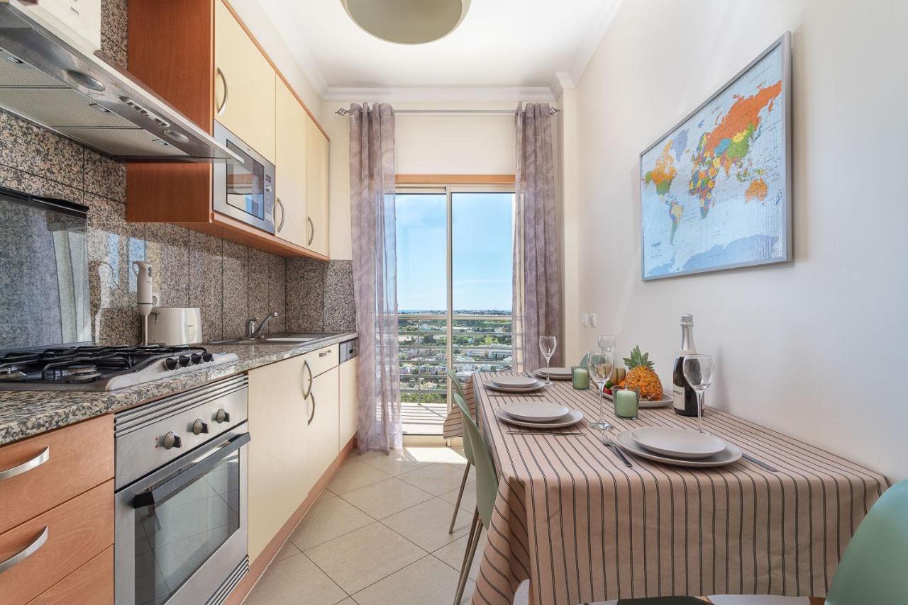 Bnb Homes Ocean View Apartment With Relax Terrace, 2 Swimming Pools & Tennis Court อัลบูเฟรา ภายนอก รูปภาพ